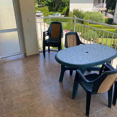 Apartament Lovely 3 Bedroom Flat - Ravda Sun Sea 2 *