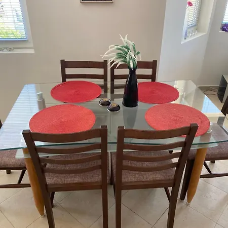 Lovely 3 Bedroom Flat - Ravda Sun Sea 2 דירה